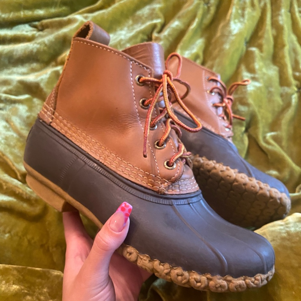 LL Bean Brown 6" Boots